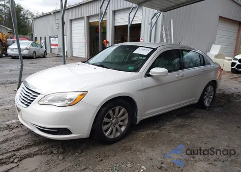 2011 Chrysler 200 Touring из США, поврежденный, VIN 1C3BC1FG3BN514185